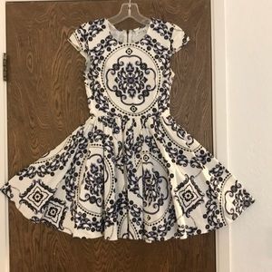 Xenia Boutique black and white patterned dress!